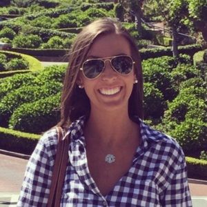 Meet your Posher, Amy